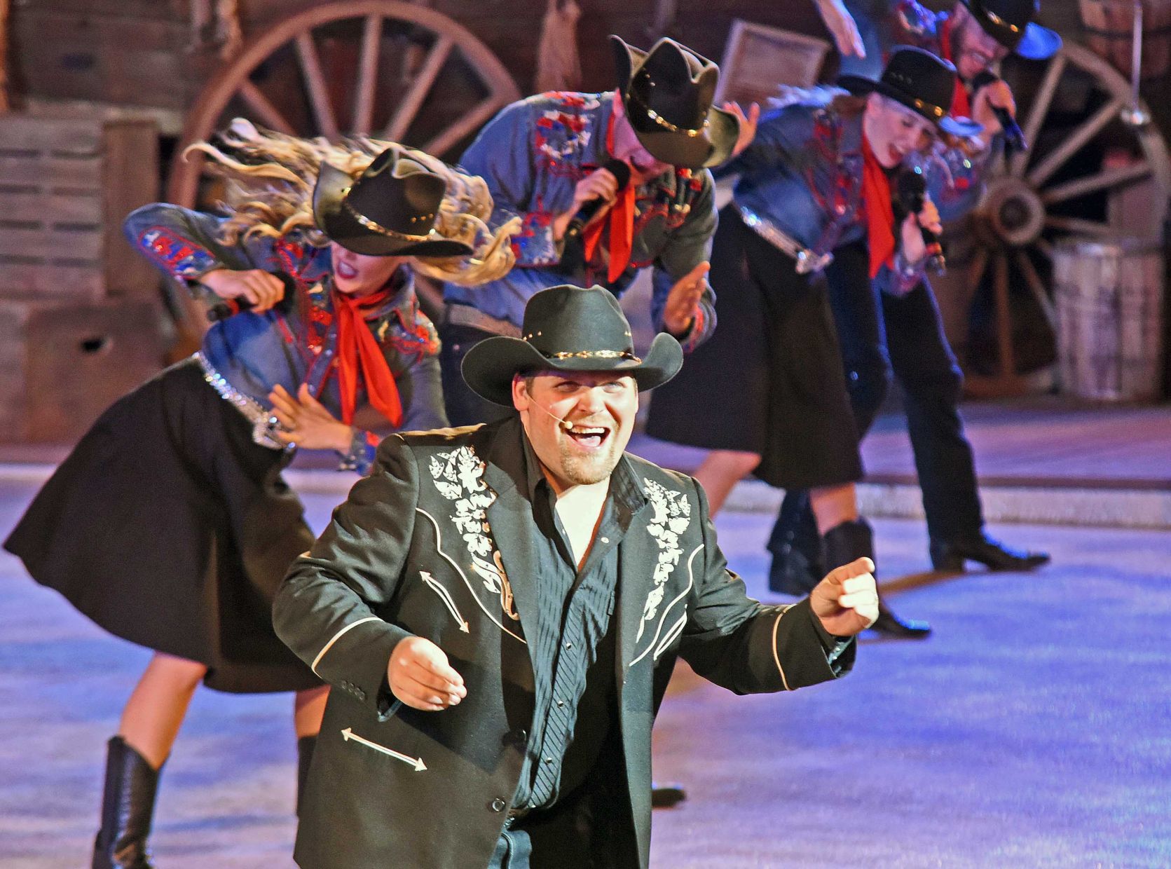 080818-nws-musical21.jpg